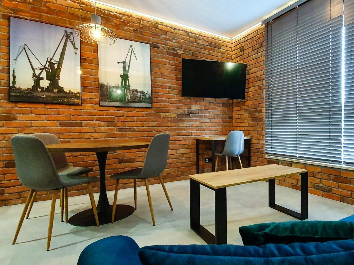Hellogdansk Walowa With Parking By Lion Apartments Bagian luar foto