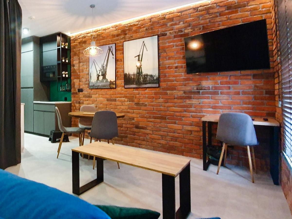 Hellogdansk Walowa With Parking By Lion Apartments Bagian luar foto